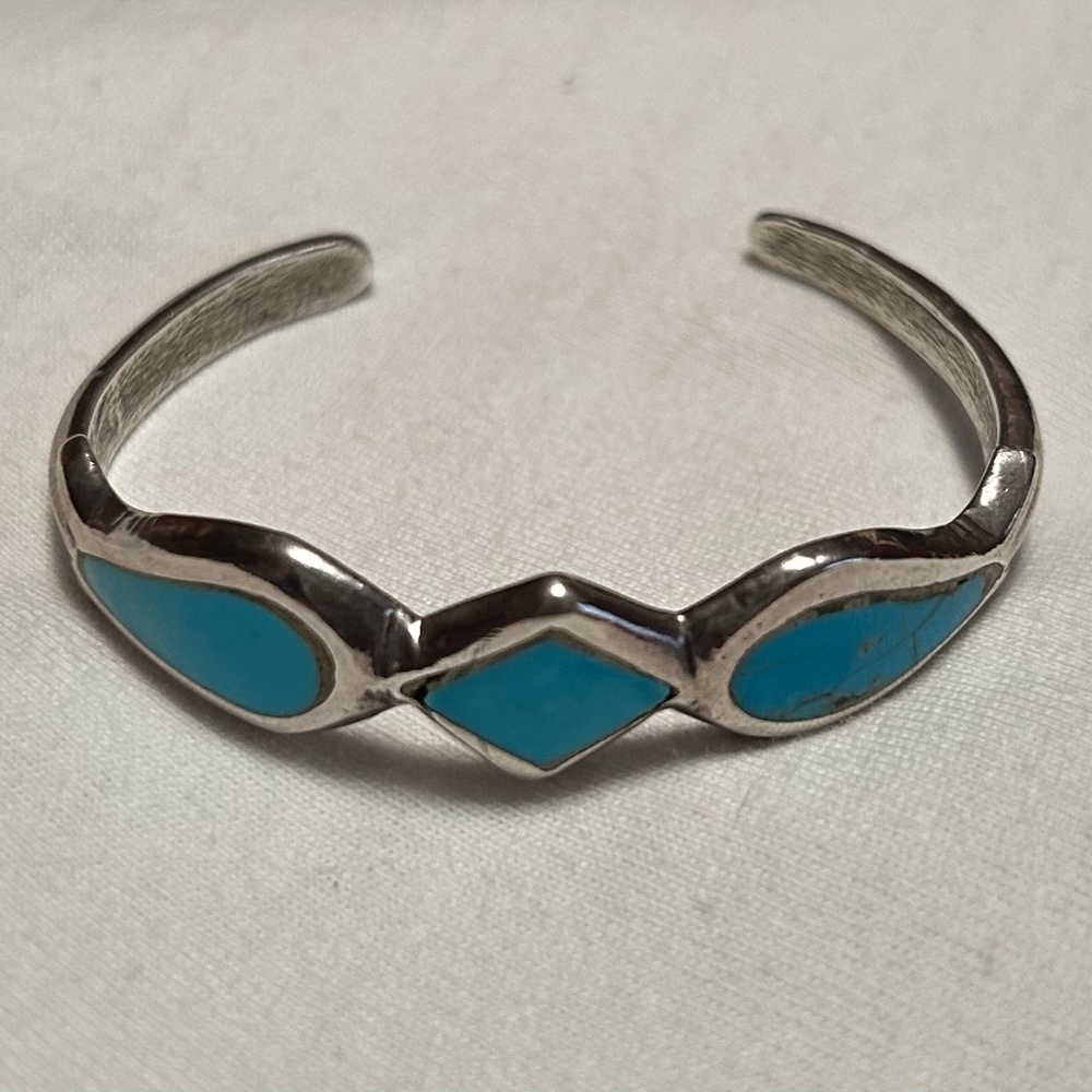 Vintage Sterling Silver Inlaid Turquoise 3 Stone Cuff Bracelet SMALL